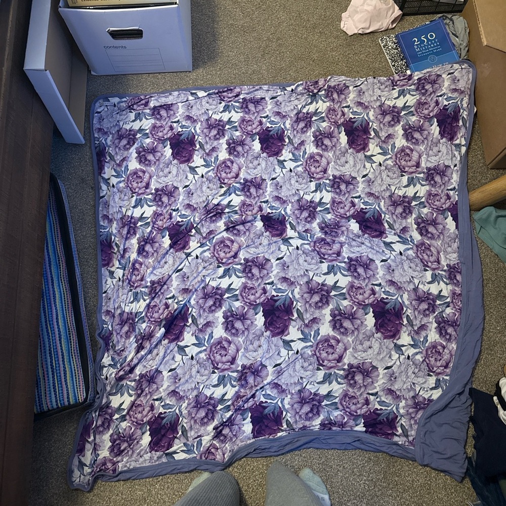 Little bum bums bamboo Purple Floral Throw Blanket